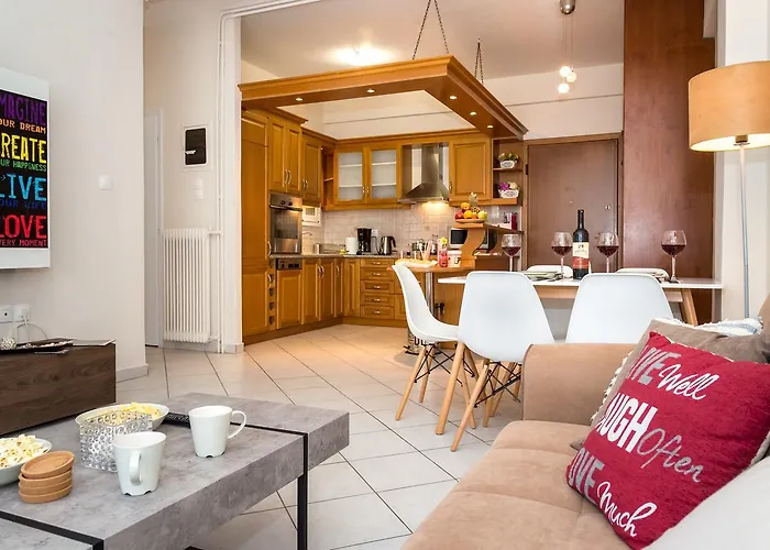 Pisces - City Center Apartment
